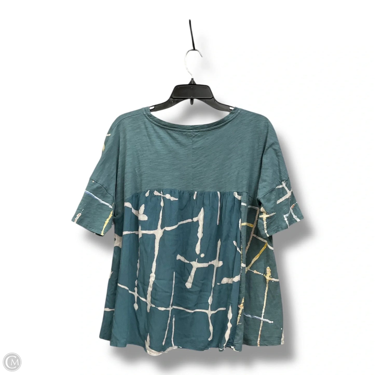 Top Short Sleeve By Akemi And Kin In Green, Size: M