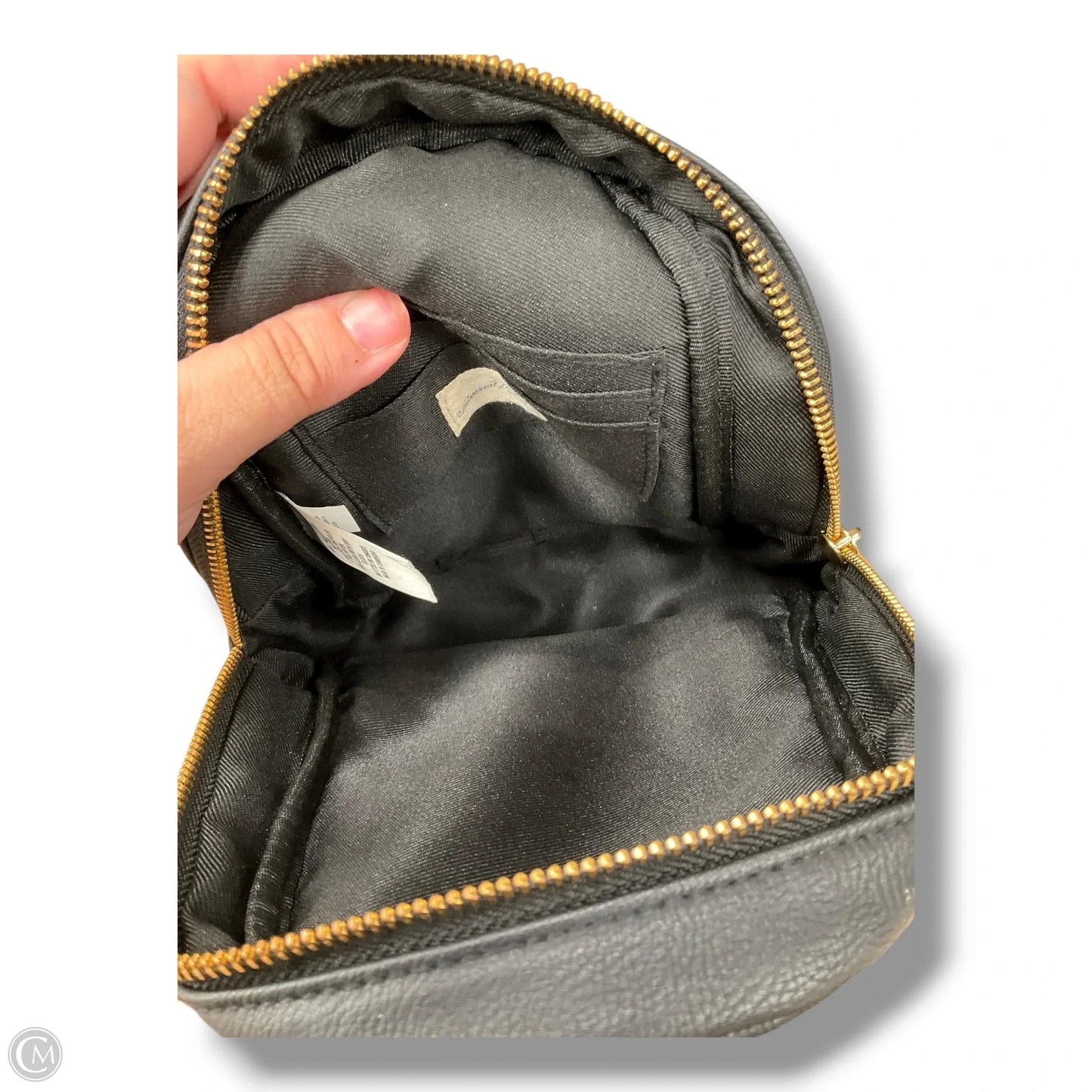 Crossbody By Universal Thread, Size: Small