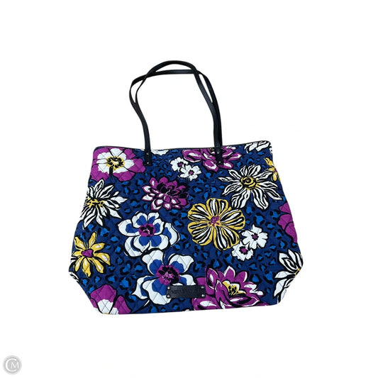 Handbag By Vera Bradley, Size: Medium