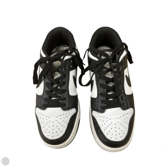 Shoes Athletic By Nike In Black & White, Size: 5.5