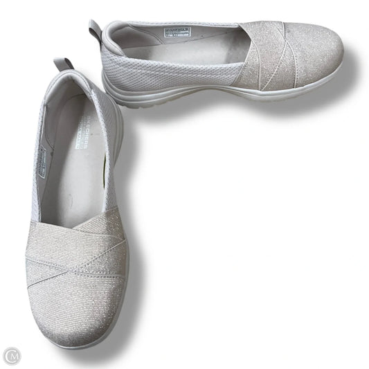 Shoes Flats By Skechers In Cream, Size: 8.5