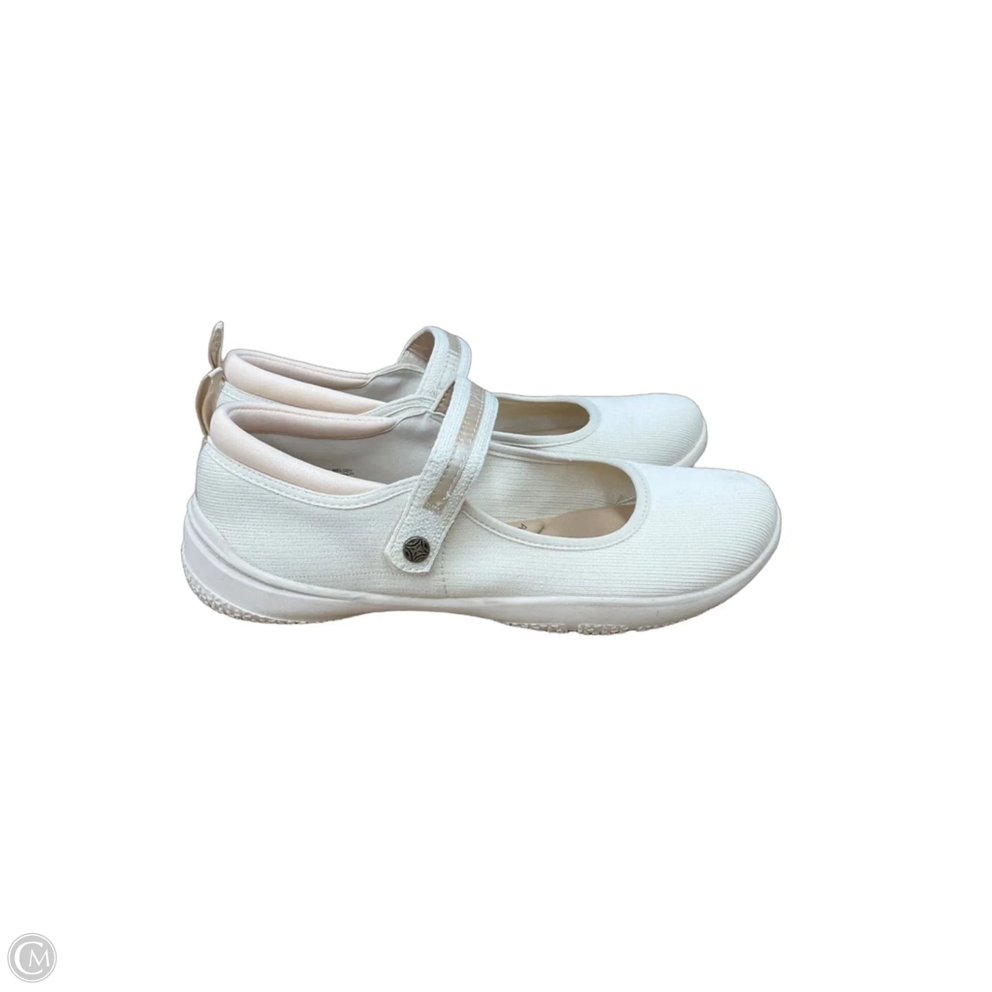 Shoes Flats By Clothes Mentor In Cream, Size: 10