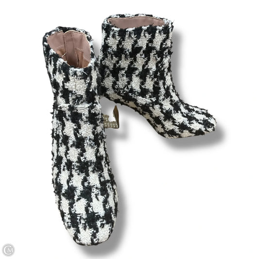 Boots Ankle Heels By Betsey Johnson In Black & White, Size: 7.5