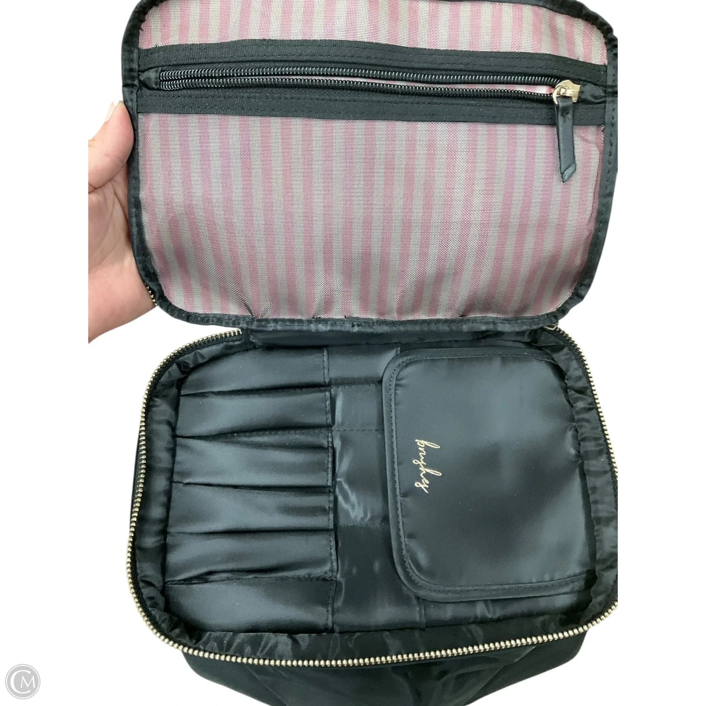 Makeup Bag By Victorias Secret, Size: Medium