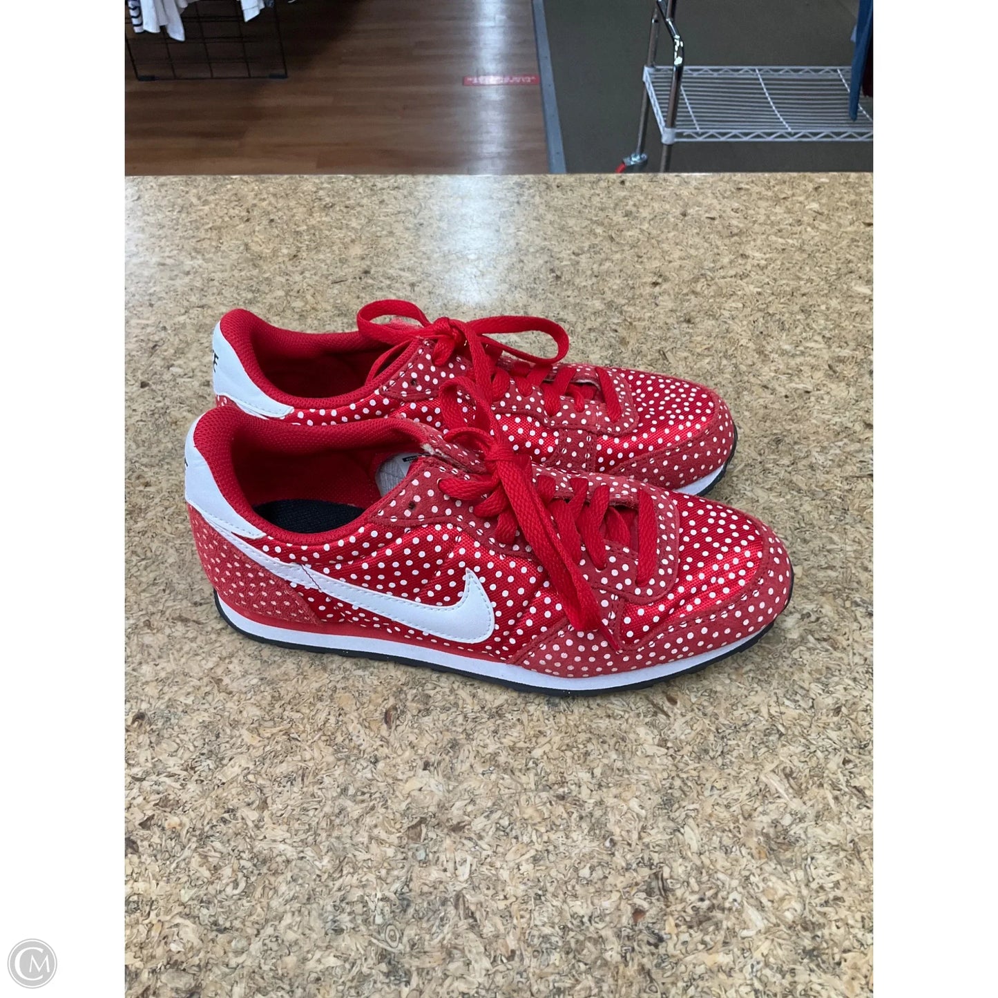 Shoes Athletic By Nike In Red, Size: 8