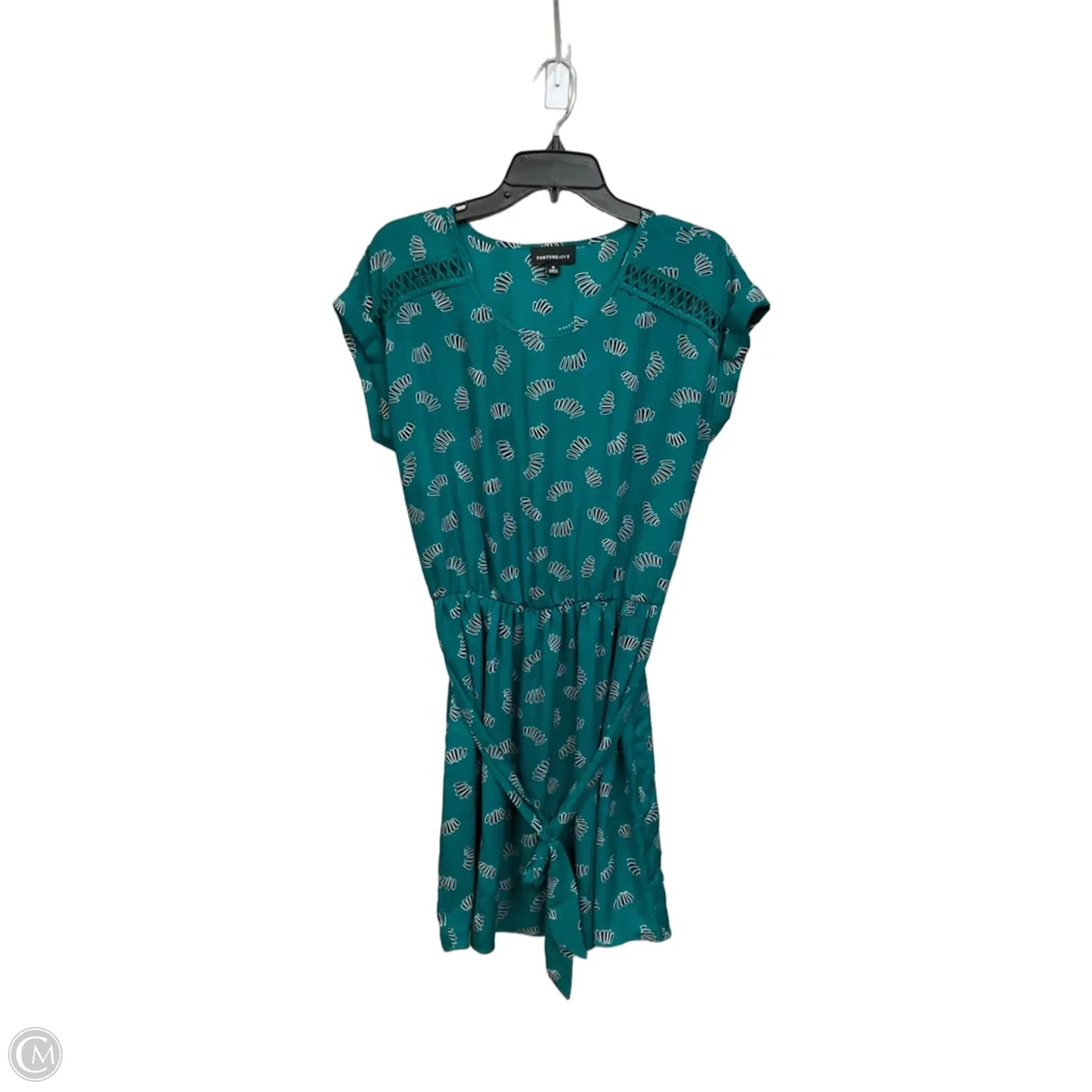 Dress Casual Short By Fortune & Ivy In Green, Size: M