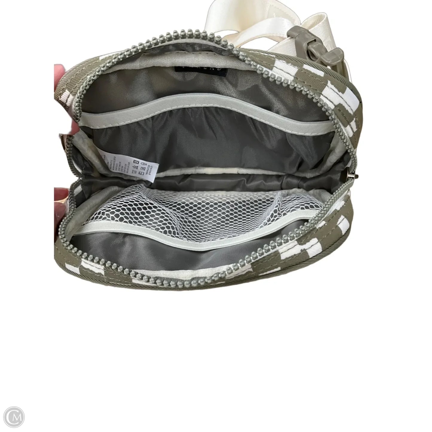 Crossbody By Clothes Mentor, Size: Small