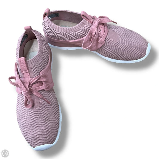 Shoes Designer By Ugg In Mauve, Size: 7
