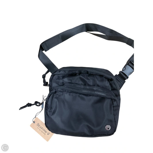 Crossbody By Bearpaw, Size: Medium
