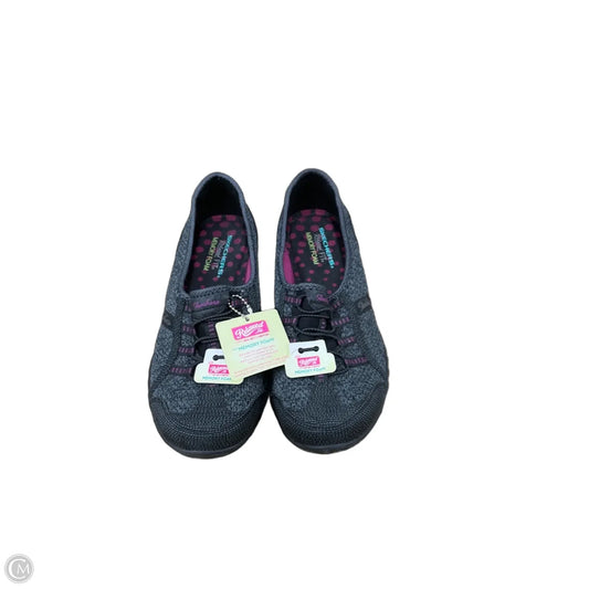 Shoes Sneakers By Skechers In Grey, Size: 8.5