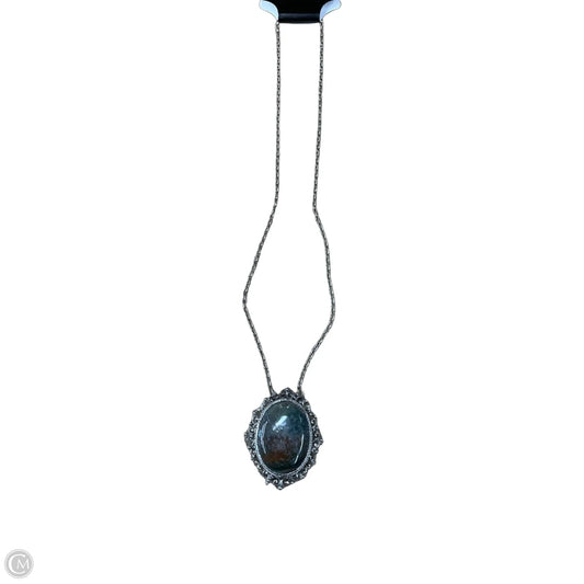 Necklace Pendant By Clothes Mentor