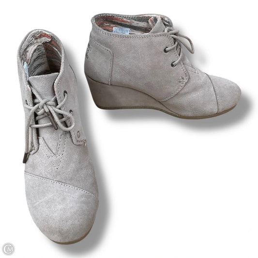 Shoes Heels Wedge By Toms In Tan, Size: 6.5