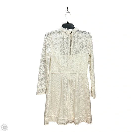 Dress Casual Short By Kensie In White, Size: M