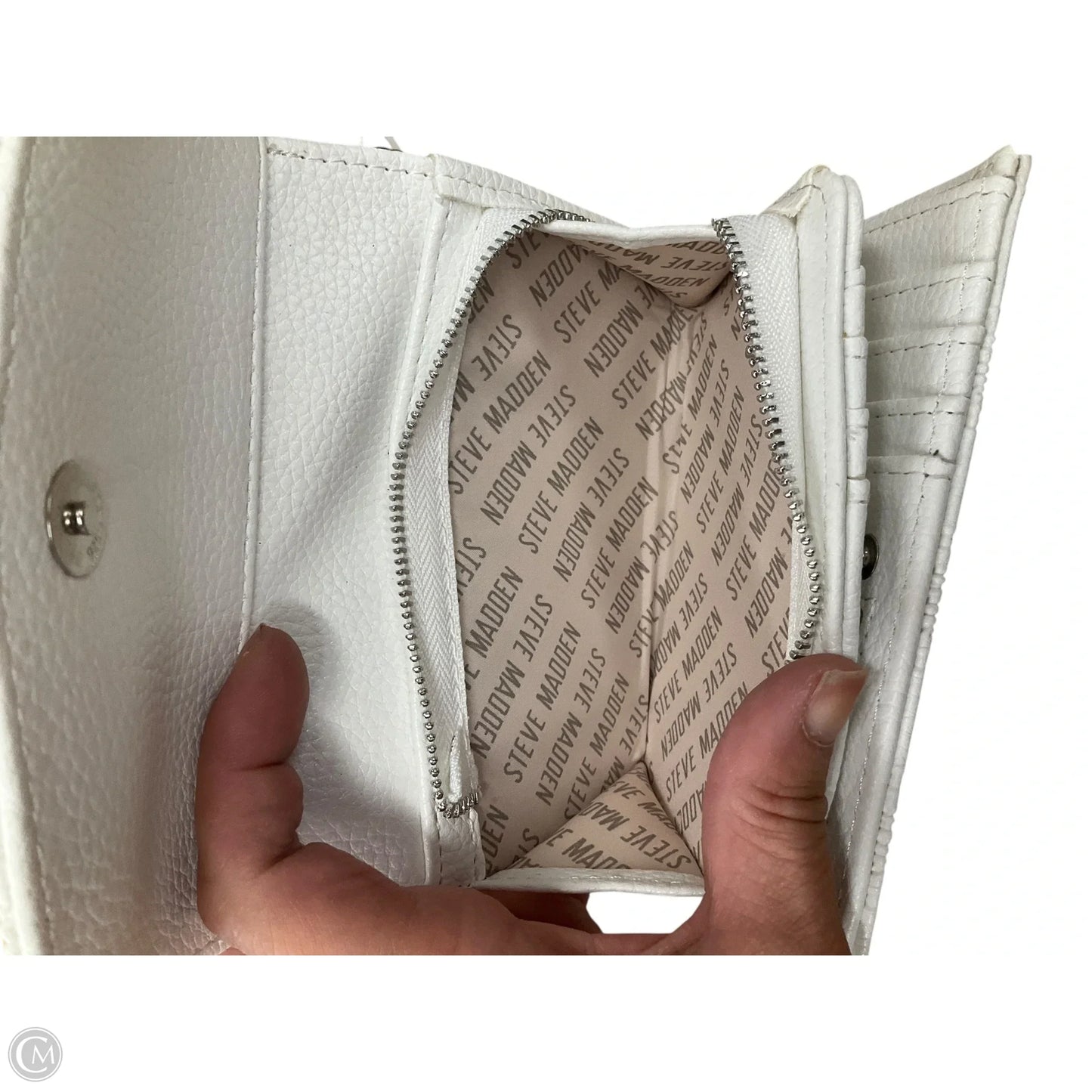 Wristlet By Steve Madden, Size: Medium