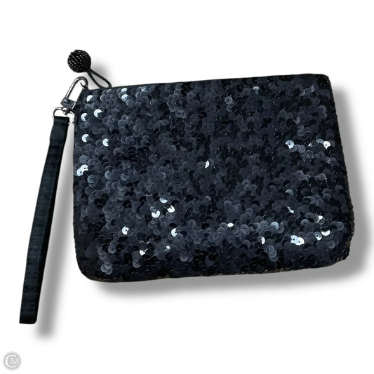 Wristlet By Clothes Mentor, Size: Small