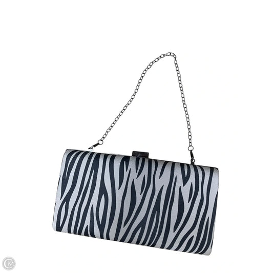 Clutch By Clothes Mentor, Size: Small