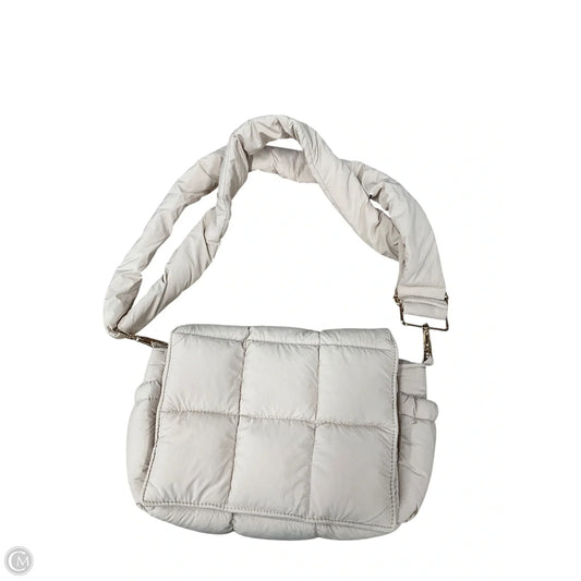 Crossbody By Clothes Mentor, Size: Medium