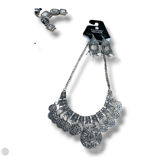 Necklace Set By Clothes Mentor, Size: 03 Piece Set