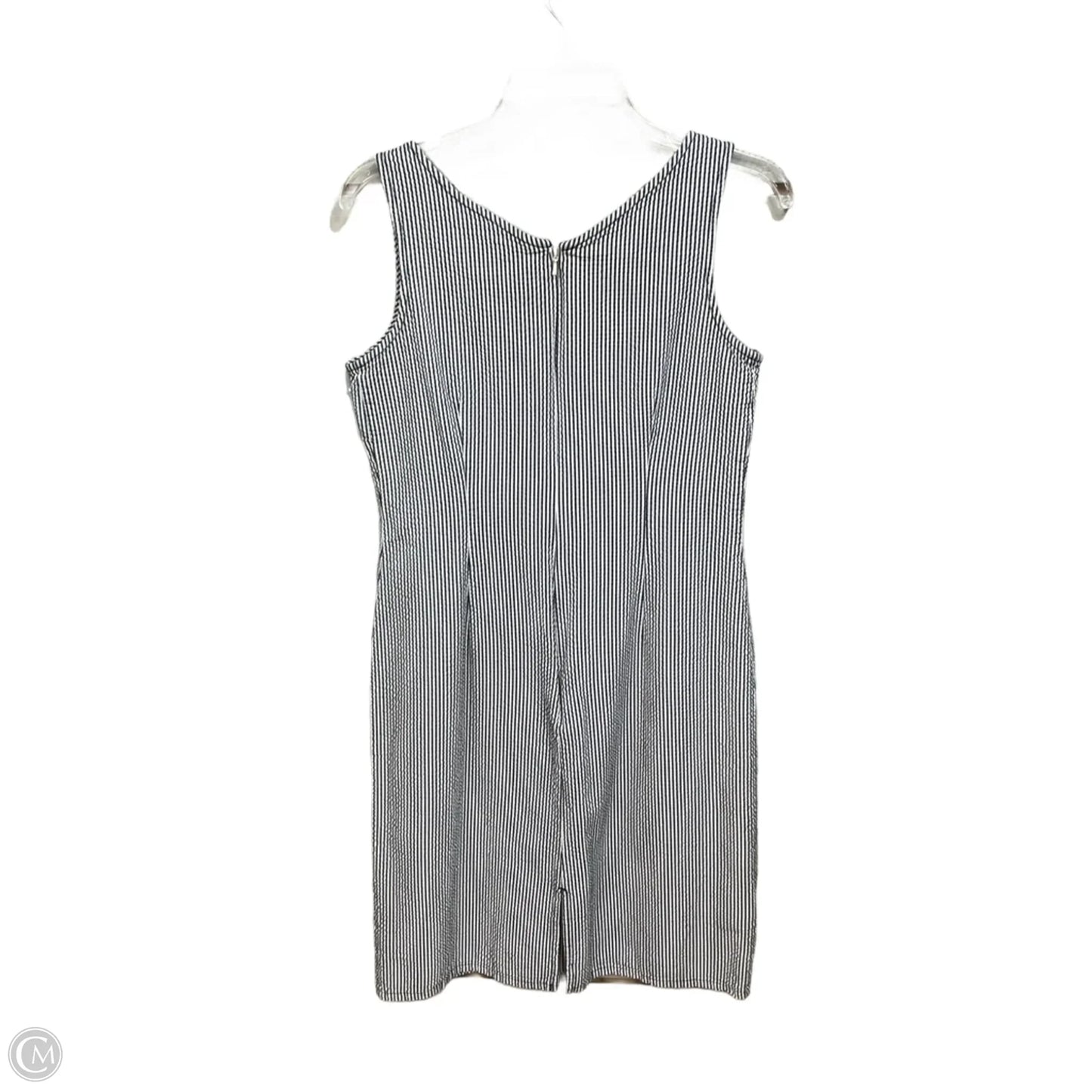 Dress Casual Short By Eddie Bauer In Striped Pattern, Size: M
