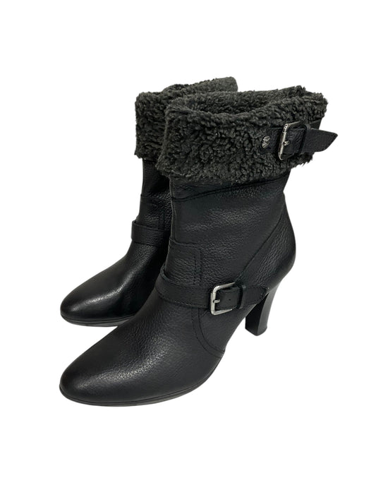 Boots Ankle Heels By Anne Klein In Black, Size: 7.5
