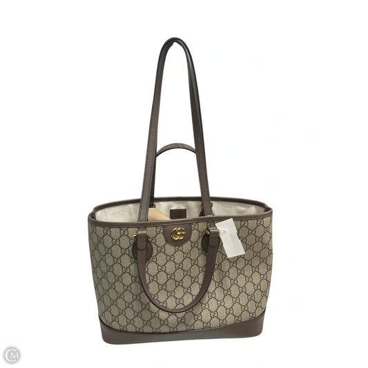 Handbag Luxury Designer By Gucci, Size: Medium