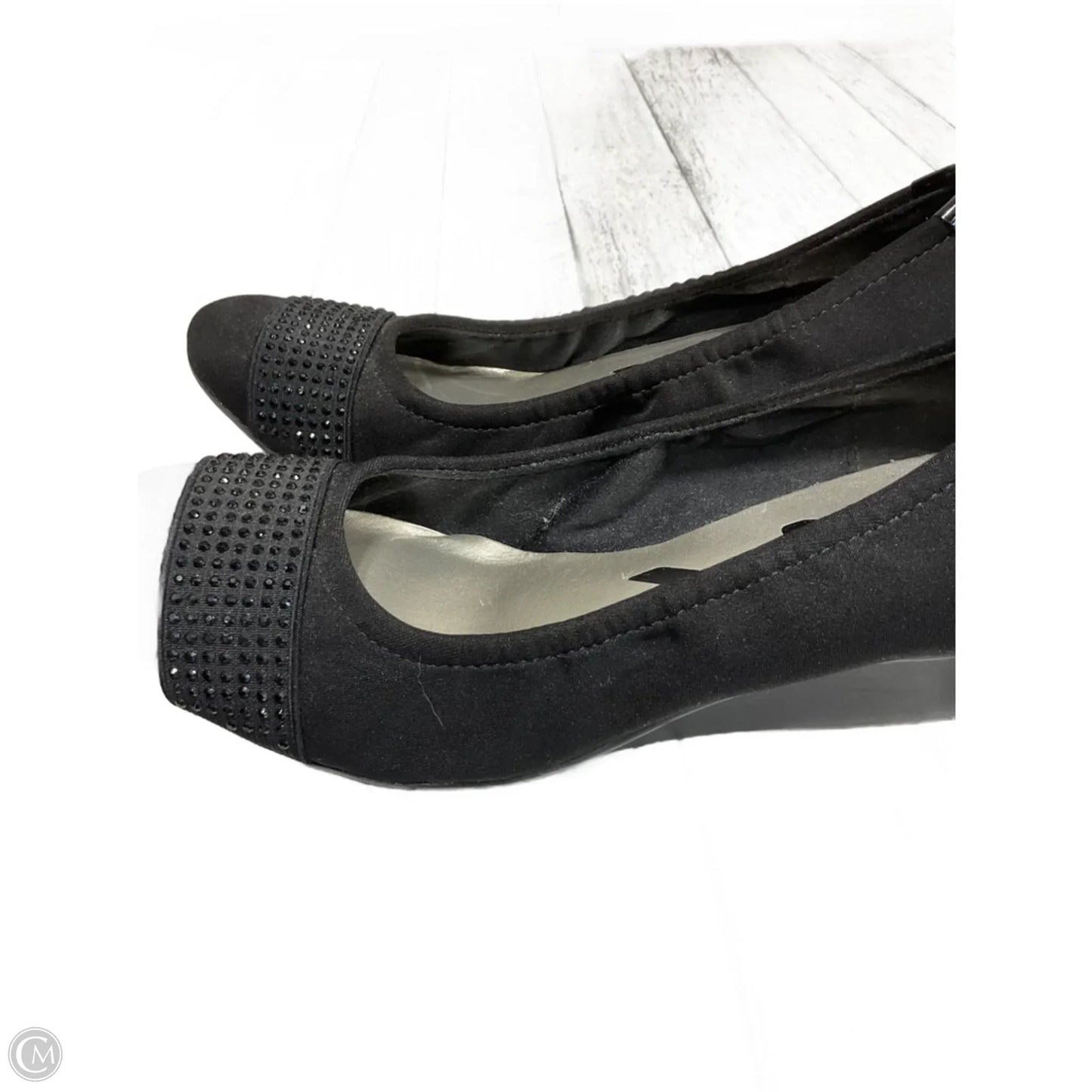 Shoes Flats By Anne Klein In Black, Size: 7