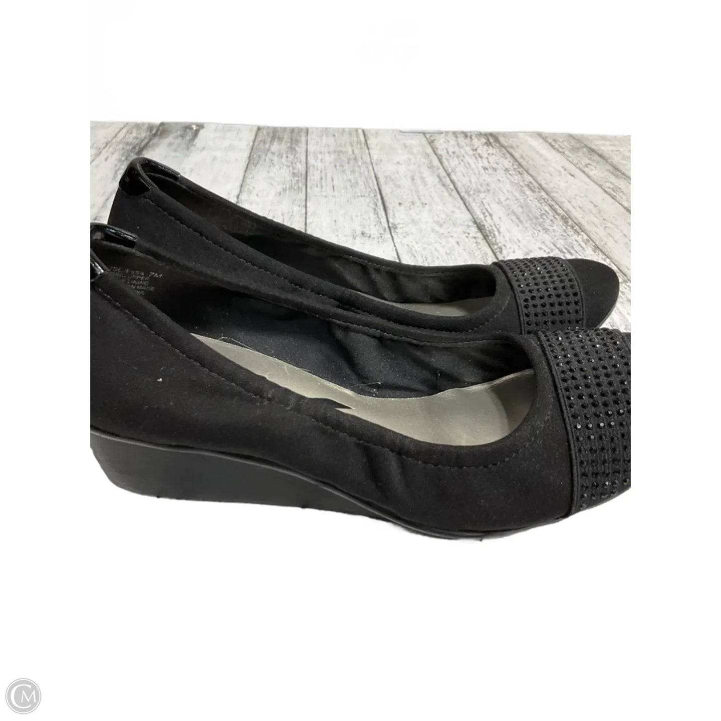 Shoes Flats By Anne Klein In Black, Size: 7