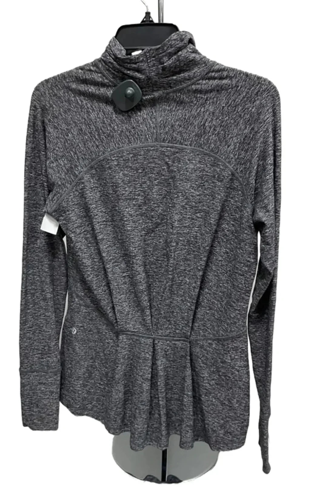 Athletic Top Long Sleeve Collar By Lululemon In Grey, Size: 6