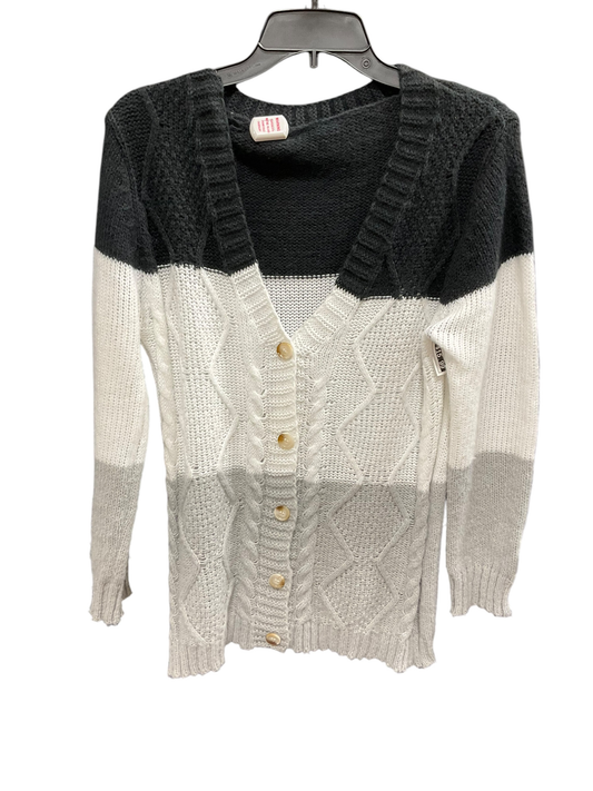 Sweater Cardigan By Clothes Mentor  Size: S