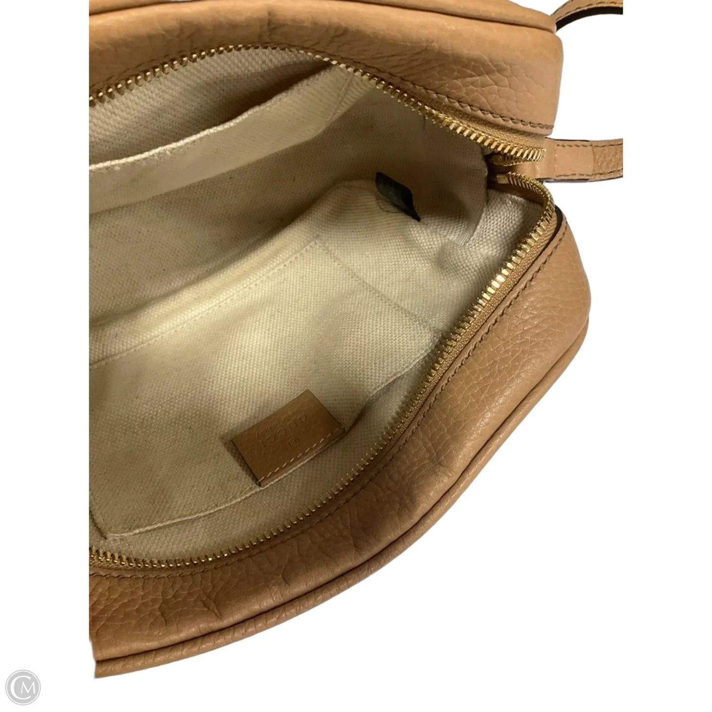 Crossbody Luxury Designer By Gucci, Size: Medium