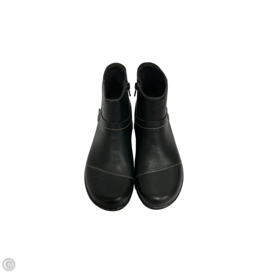 Shoes Flats By Clarks In Black, Size: 8