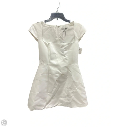 Dress Casual Short By Fashion Nova In White, Size: M
