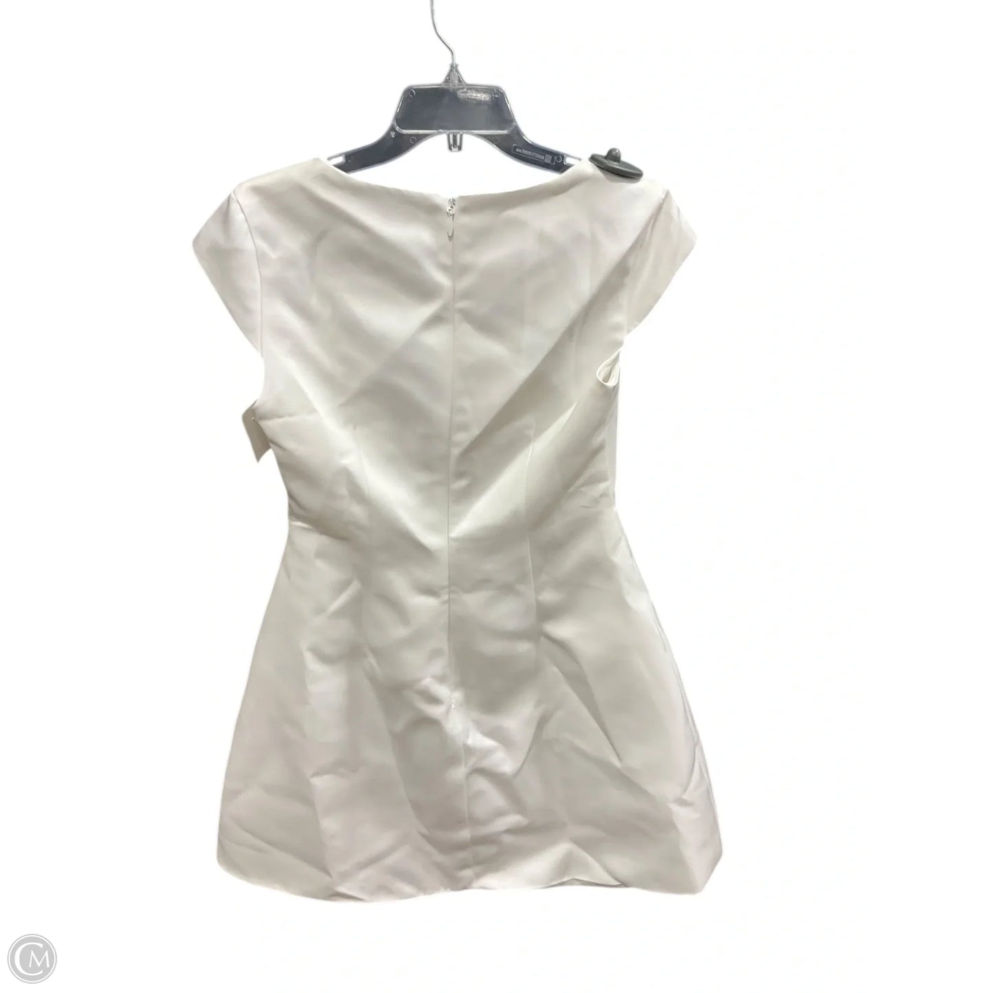 Dress Casual Short By Fashion Nova In White, Size: M