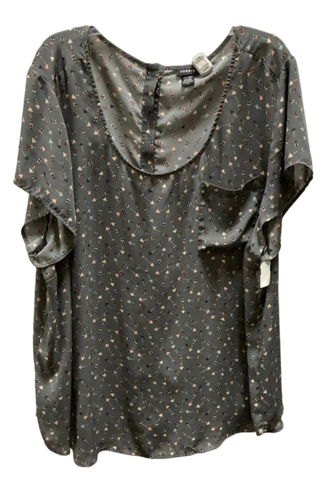 Top Short Sleeve By Torrid In Grey, Size: 4x