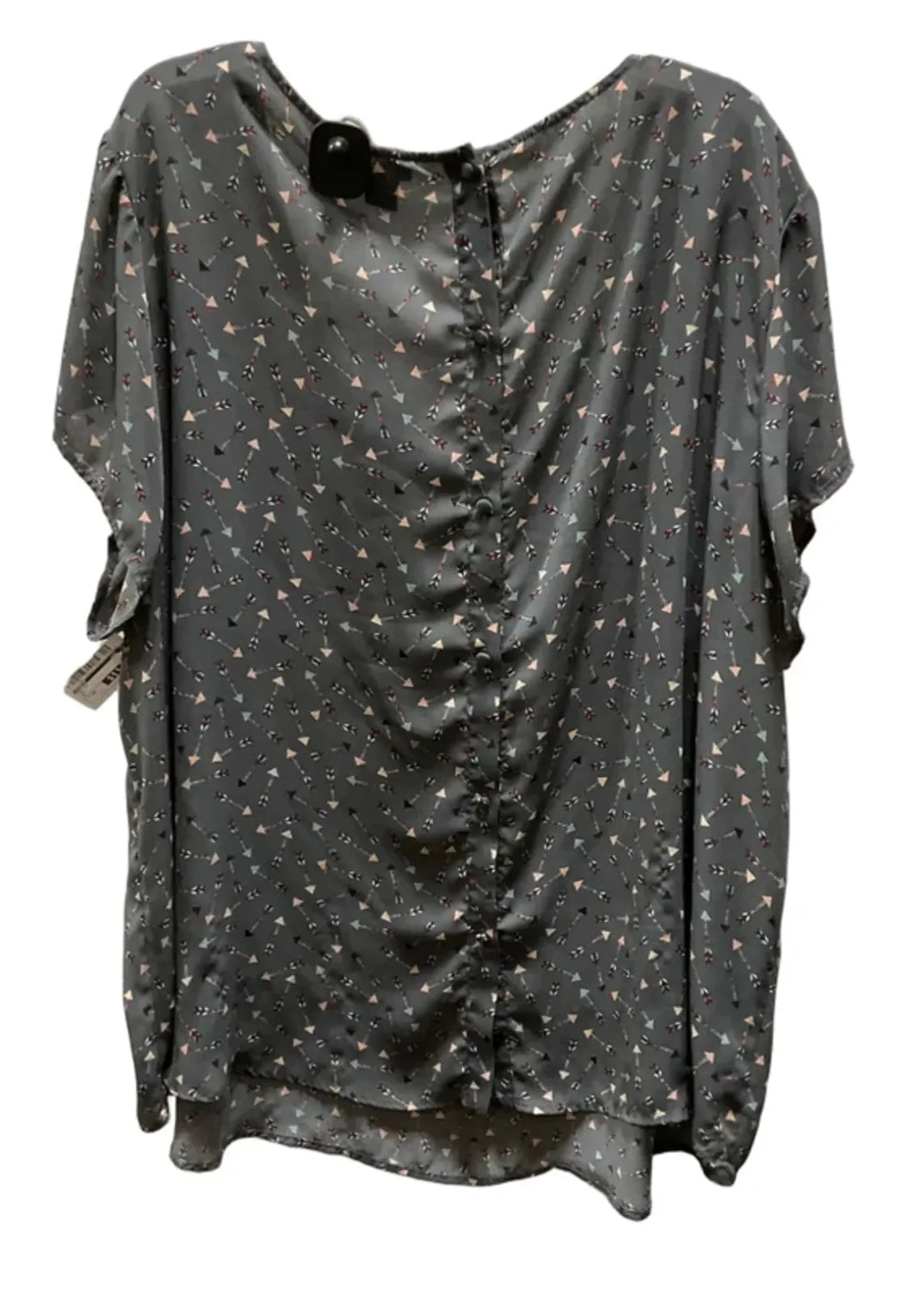 Top Short Sleeve By Torrid In Grey, Size: 4x