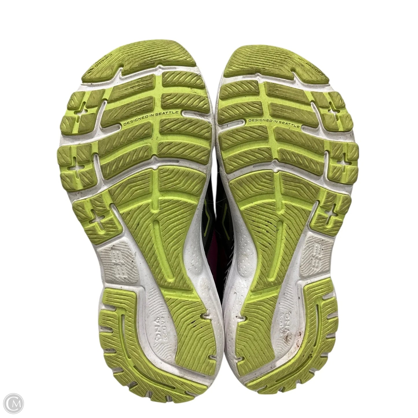 Shoes Athletic By Brooks In Black & Pink, Size: 9.5