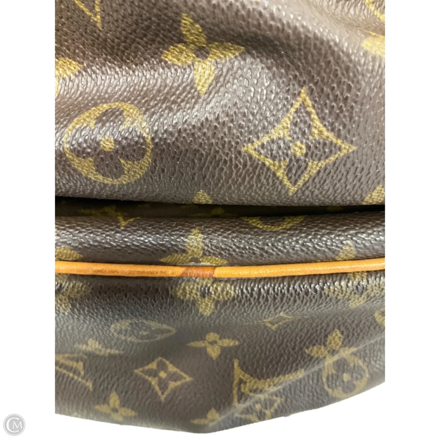 Crossbody Luxury Designer By Louis Vuitton, Size: Large