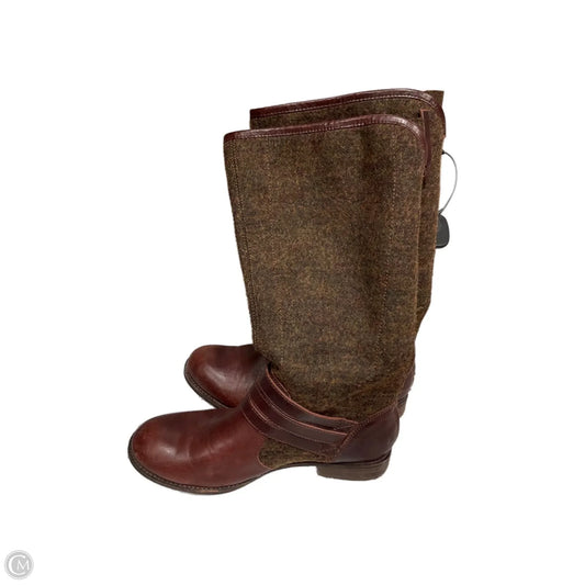 Boots Mid-calf Flats By Cmc In Maroon, Size: 7.5