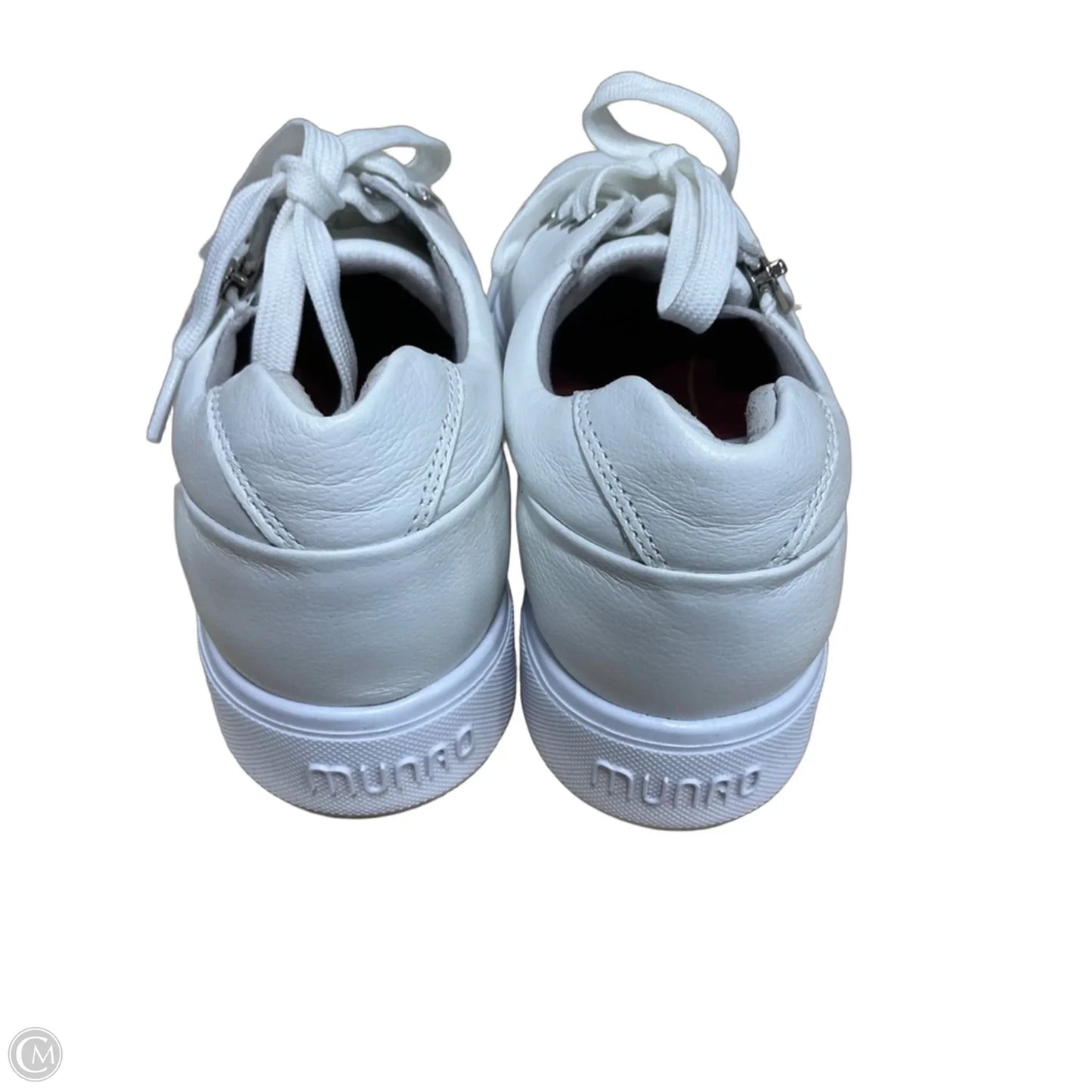 Shoes Athletic By Munro In White, Size: 8
