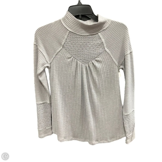 Top Long Sleeve By Maurices In Grey, Size: Xs