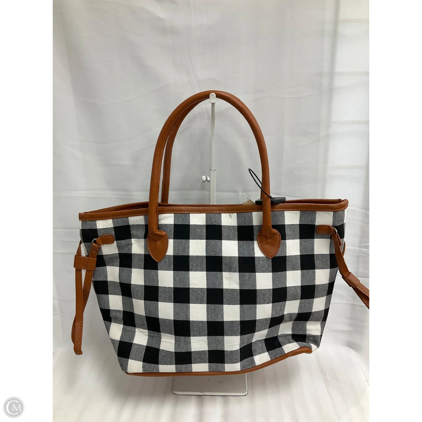Handbag By Clothes Mentor, Size: Medium