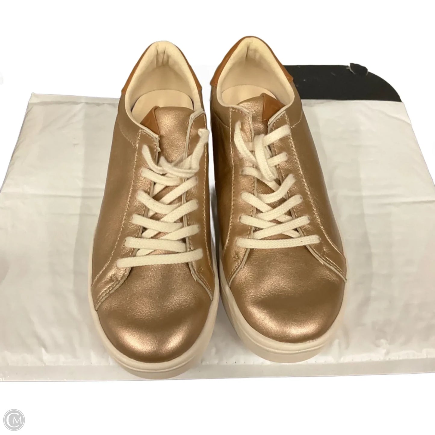 Shoes Sneakers By Infinity In Gold, Size: 7.5