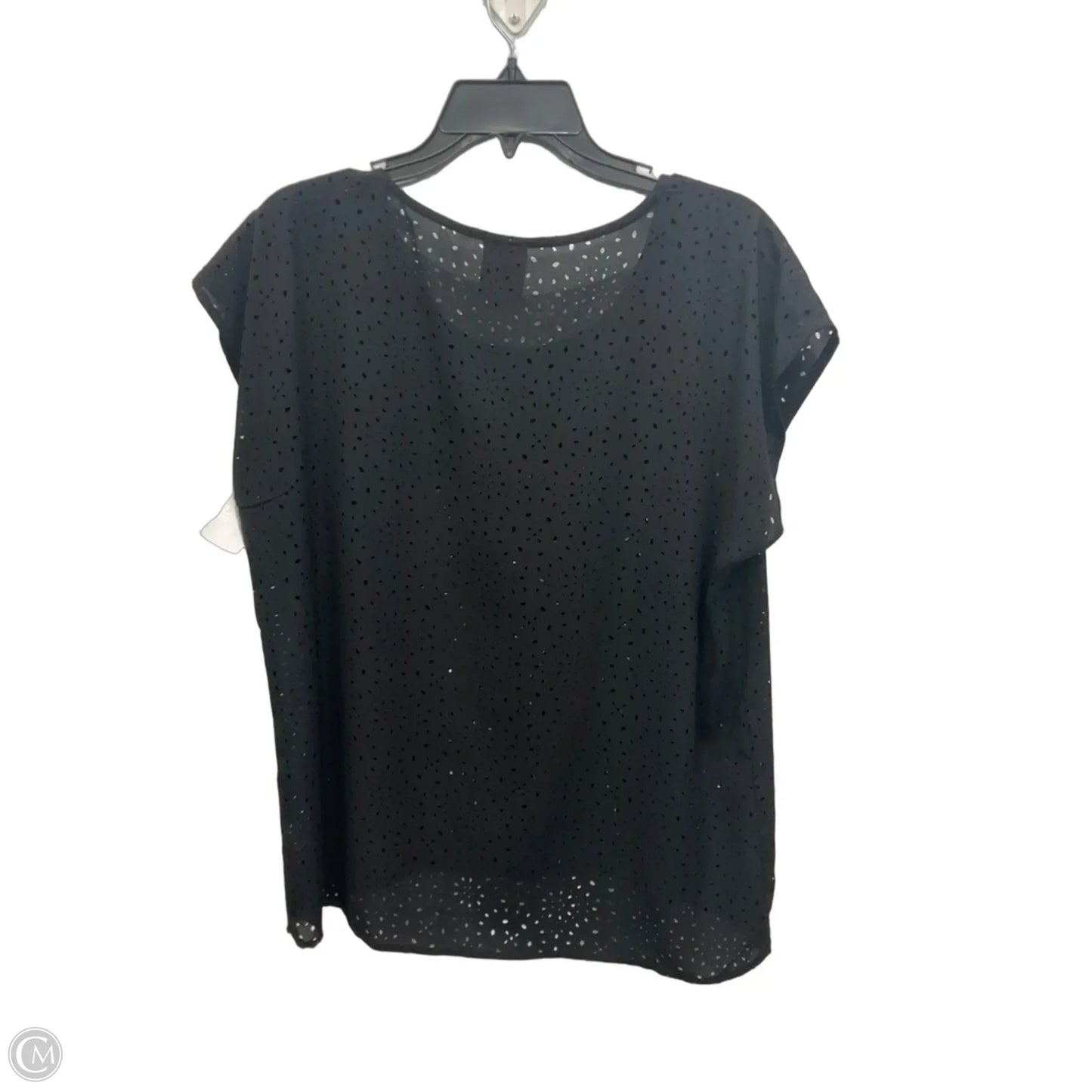 Top Short Sleeve By Bobeau In Black, Size: M