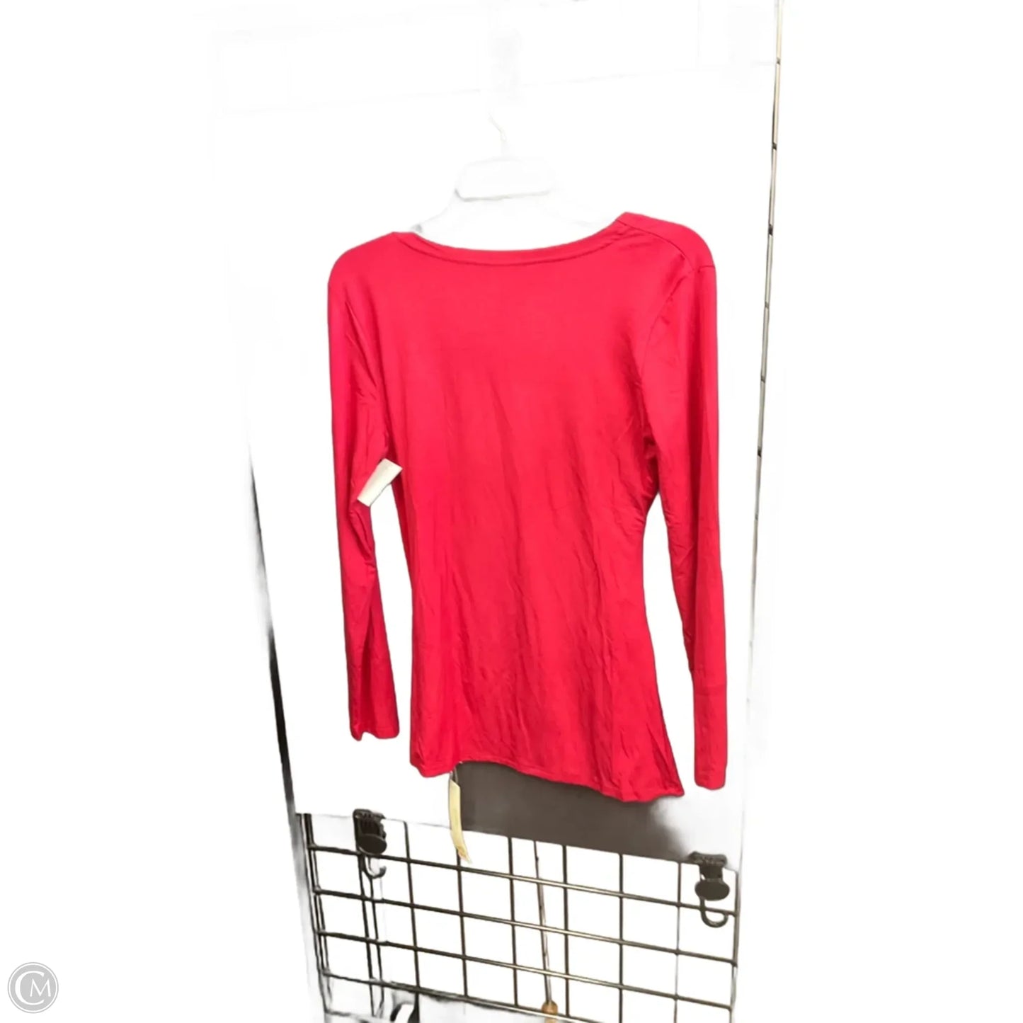 Top Long Sleeve By Clothes Mentor In Red, Size: M