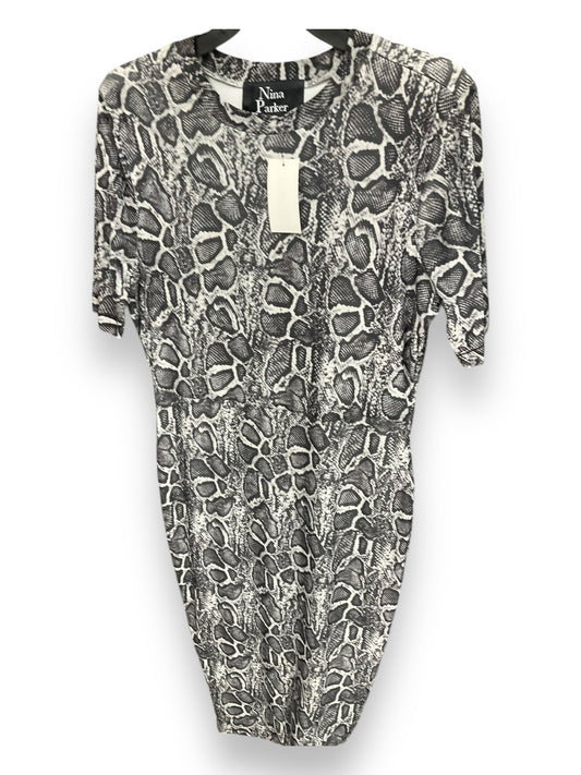 Dress Casual Maxi By Clothes Mentor In Grey, Size: 1x