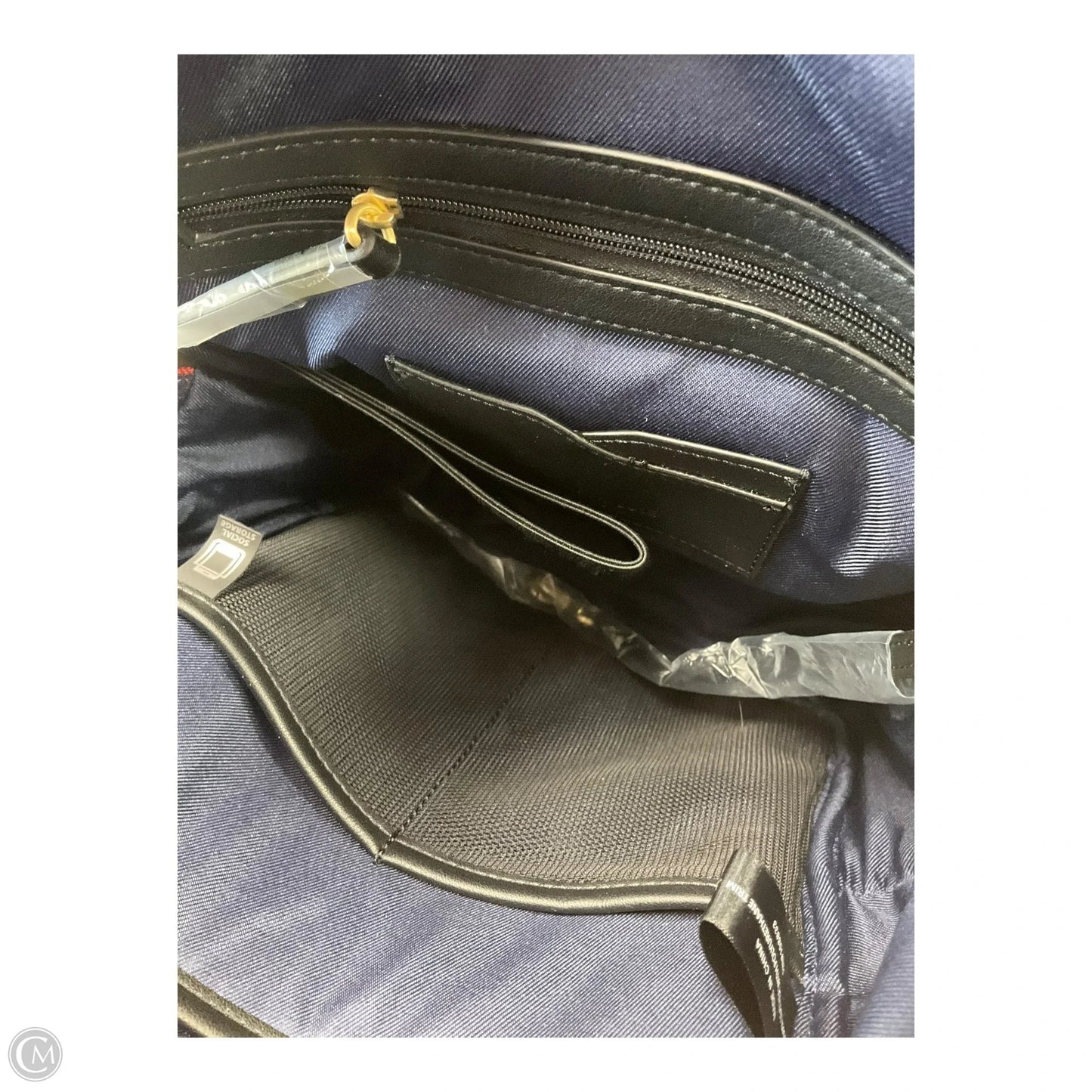 Backpack Leather By Kenneth Cole, Size: Large