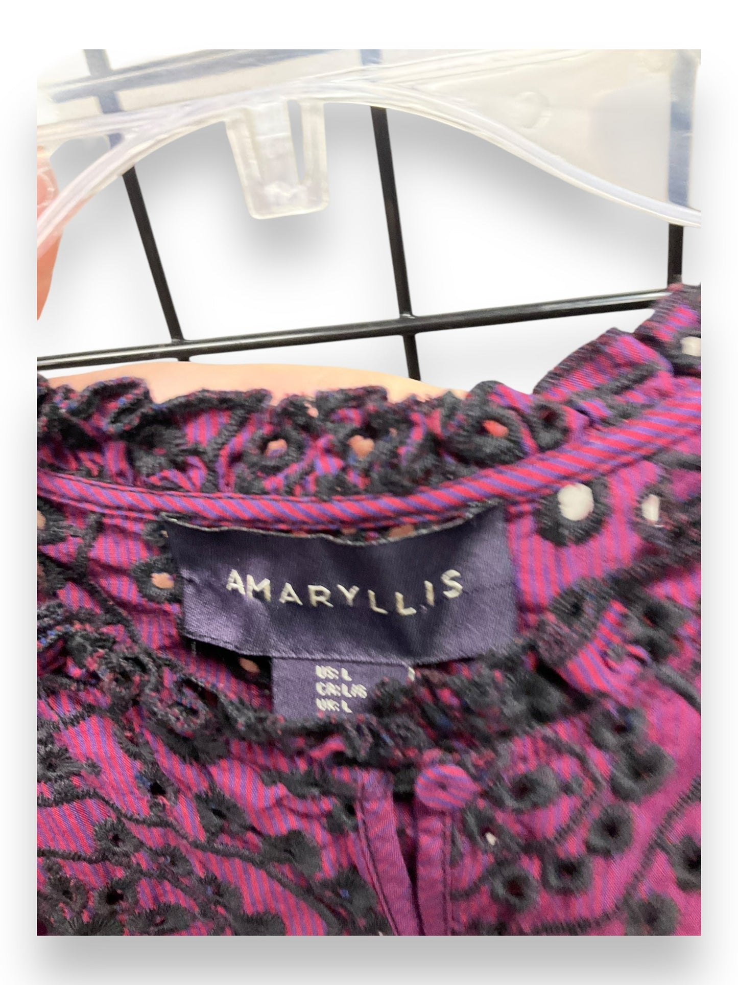 Top Sleeveless By Amaryllis In Multi-colored, Size: L