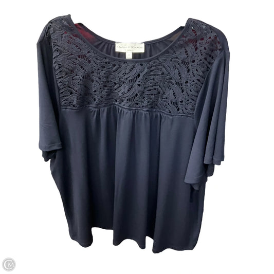 Top Short Sleeve By Chelsea And Theodore In Navy, Size: 2x