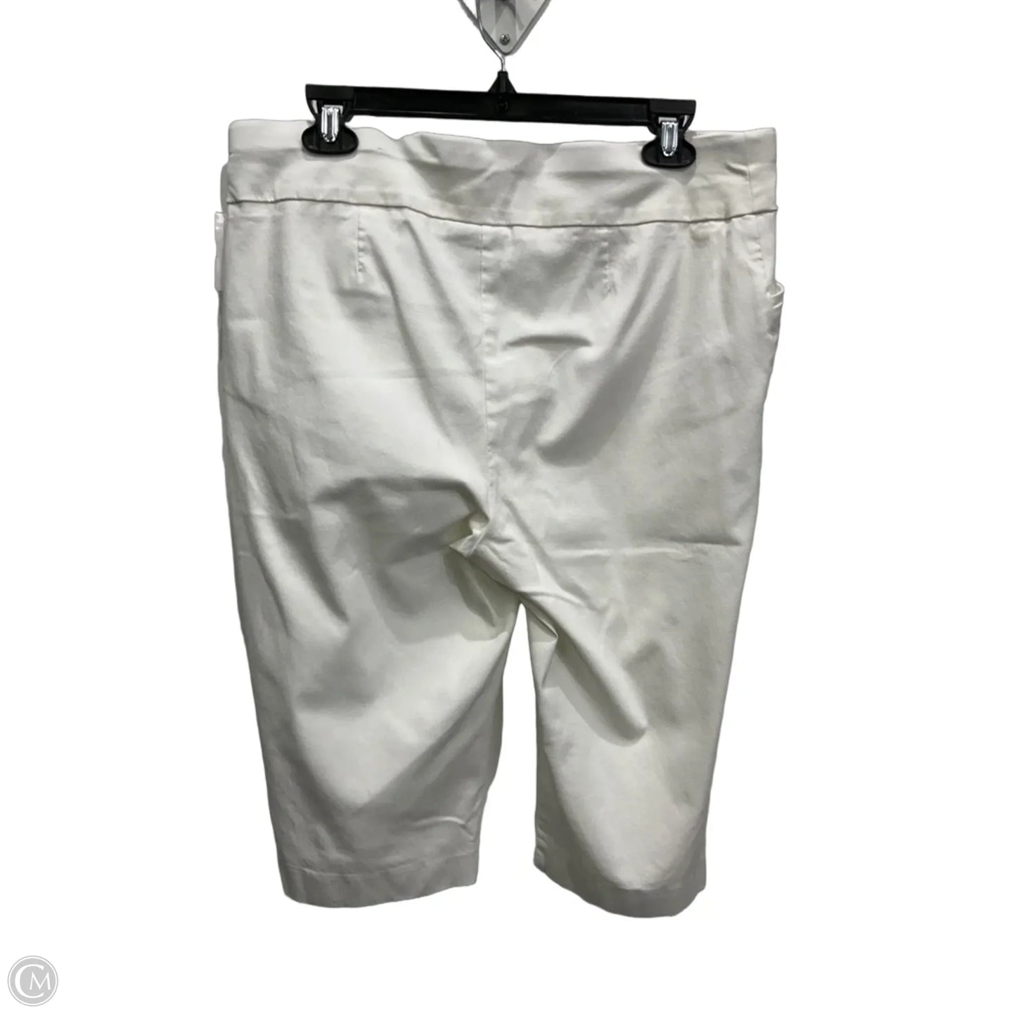 Capris By Chicos In White, Size: 12