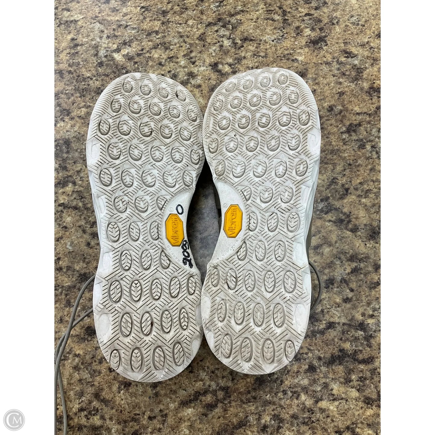 Shoes Flats By Merrell In Taupe, Size: 7.5